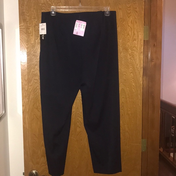 navy Women’s Smooth petite dress pants - Picture 5 of 7